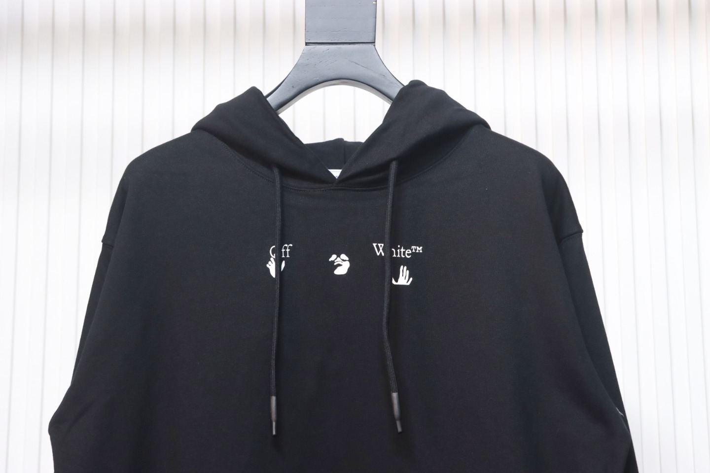 Coco Shoes Off-White Arrow Print Hoodie Black Red