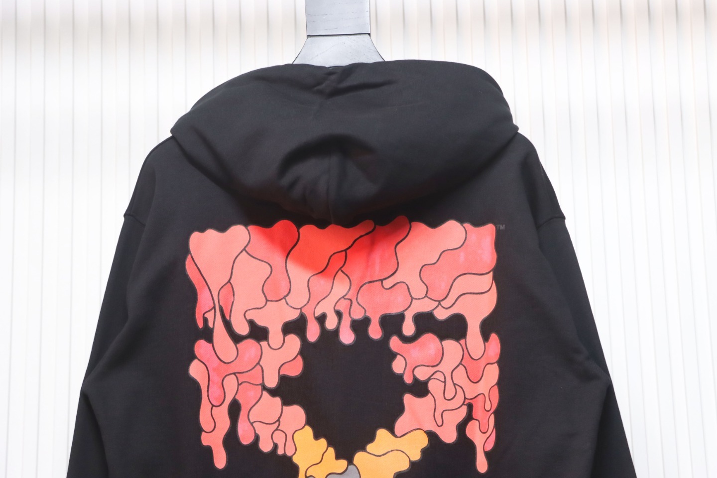 Coco Shoes Off-White Arrow Print Hoodie Black Red