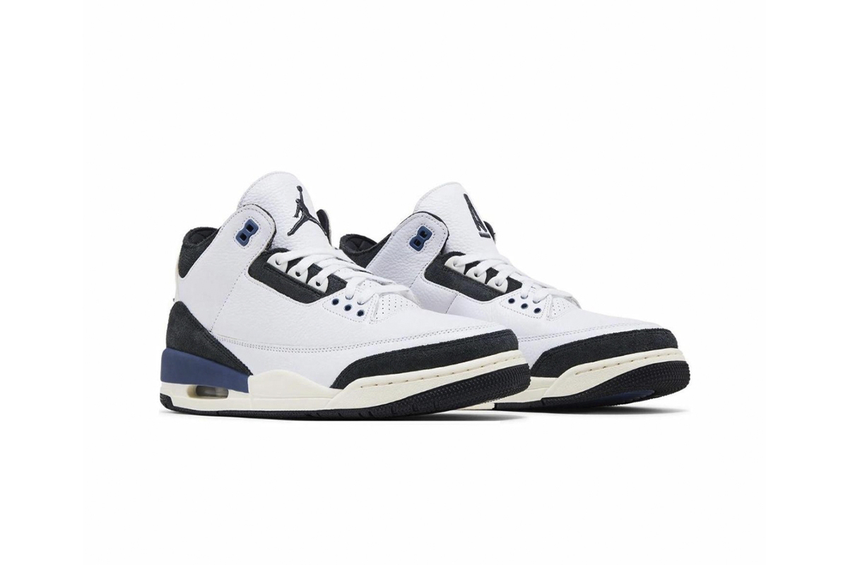 Air Jordan 3 Retro “Diffused Blue”  x A Ma Maniére White Blue HV8571-100