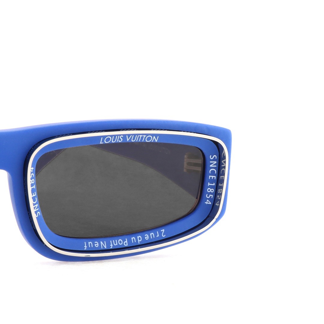 Louis Vuitton Super Vision Low Square Sunglasses Blue Z2388E