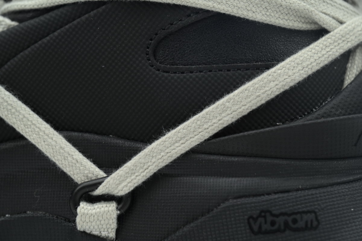 Moncler Trailgrip Megalace Black MU02D4M10M4321-999