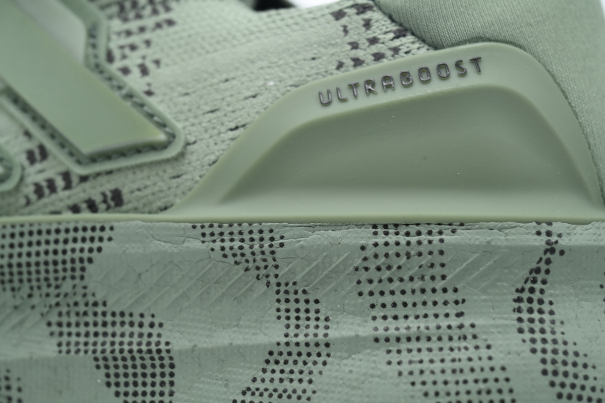 Coco Shoes Adidas Ultraboost 5X Digital Camo Men's Carbon Running Shoes Green JI1525