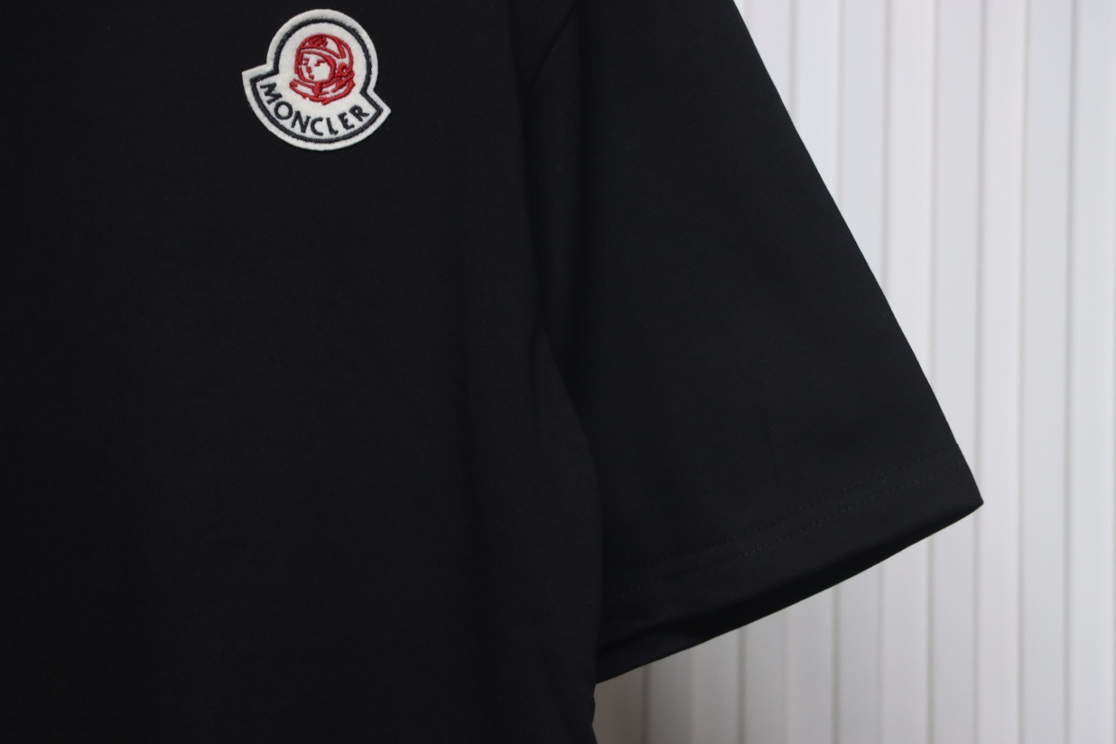 Moncler Enfant Logo Print Cotton T-shirt Black