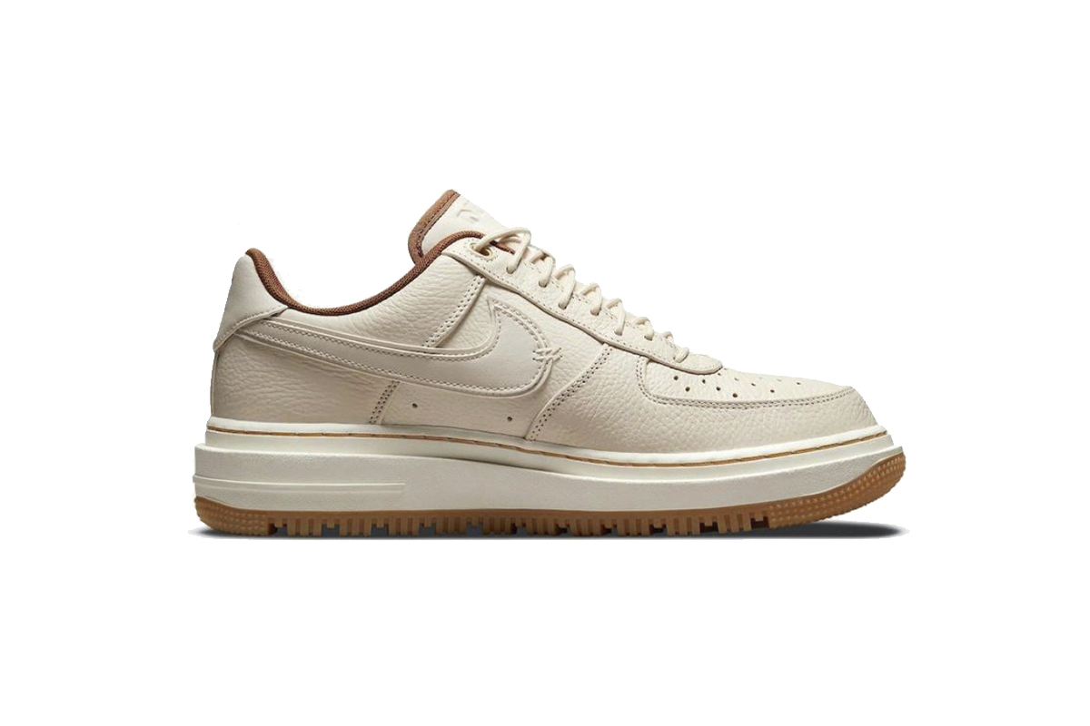 Coco Shoes Nike Air Force 1 Luxe Pecan DB4109-200