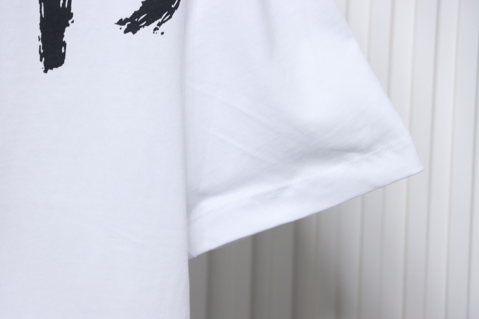 Louis Vuitton Graffiti Lettering Embroidered Logo T-shirt White