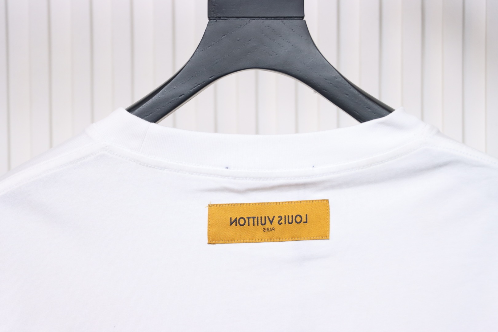 Coco Shoes Louis Vuitton Lettering Print Logo T-shirt White