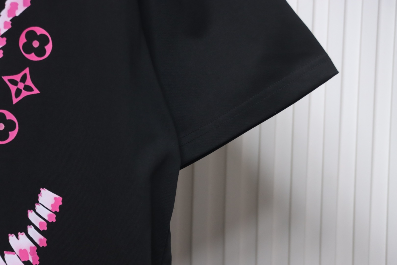 Louis Vuitton Lettering Print Logo T-shirt Black