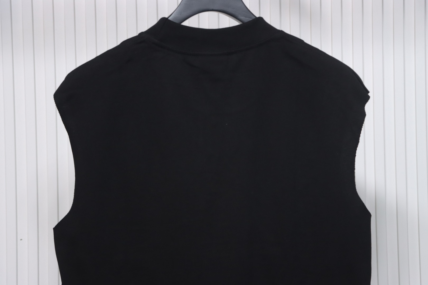 Coco Shoes Balenciaga Logo Lettering Short Sleeve Vest Black