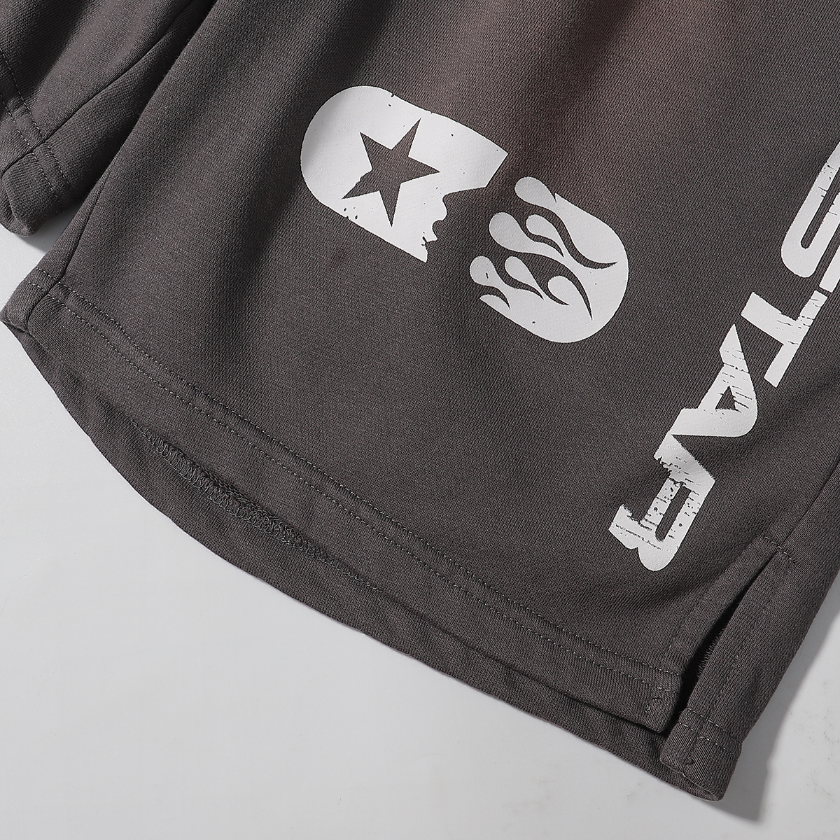 Hellstar Studios Shorts #2565 Grey/Red 