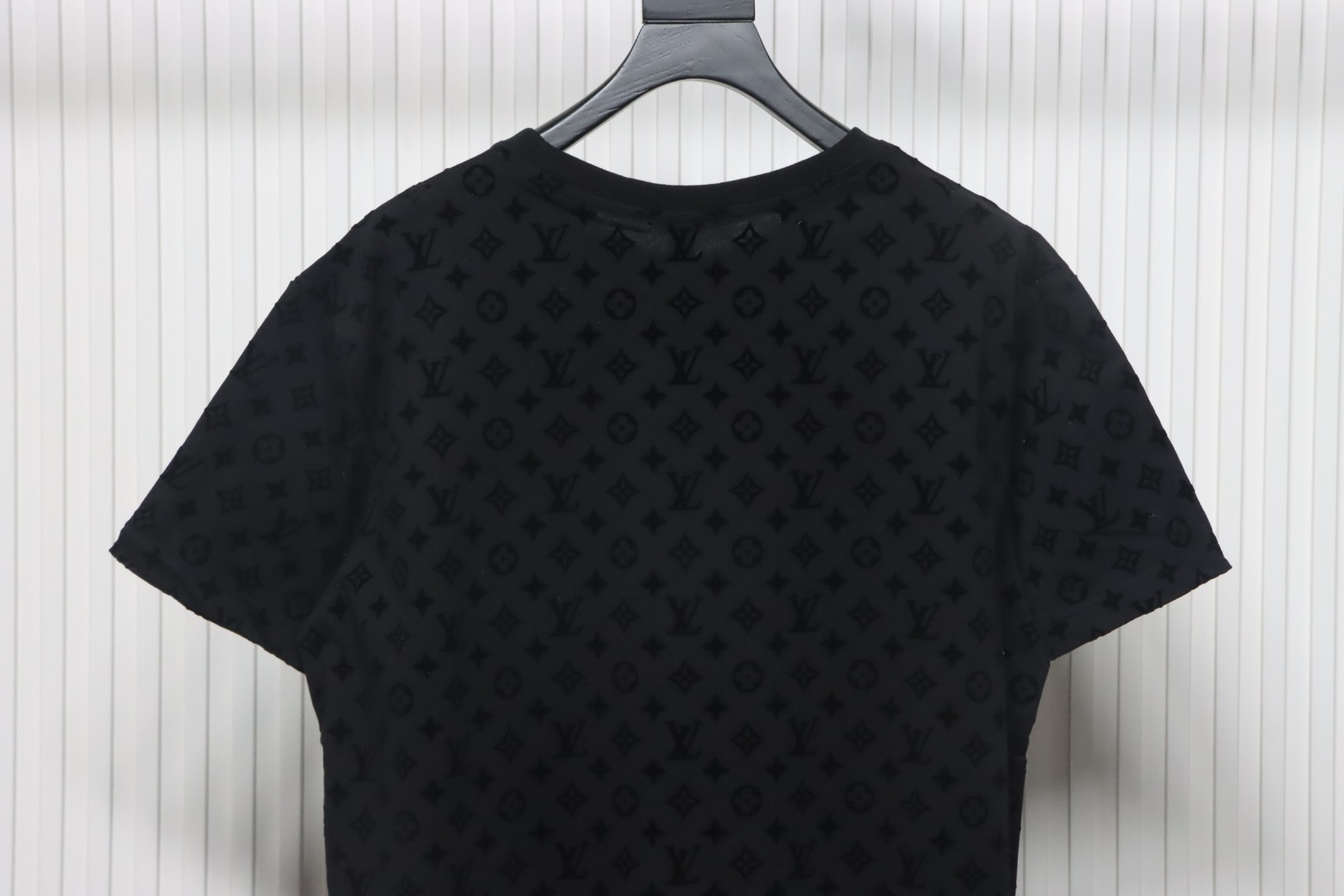 Louis Vuitton Graphic Jacquard Short-Sleeved Crewneck 1AHCMV