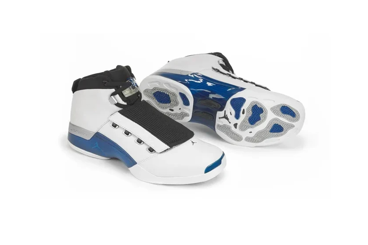 Air Jordan 17 OG College Blue