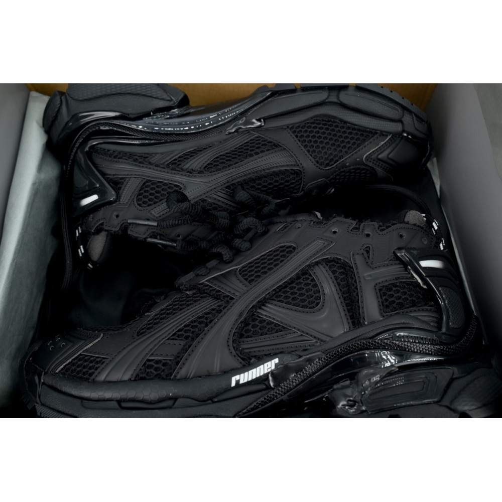 Balenciaga Runner All Black 772774 W3RBT 1000