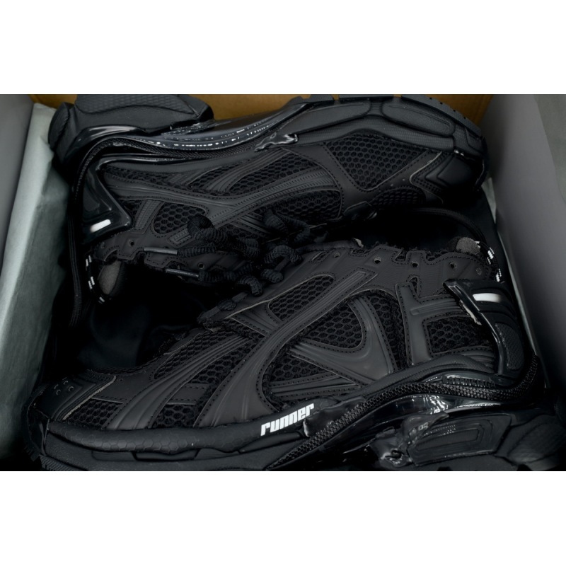 Balenciaga Runner All Black 772774 W3RBT 1000