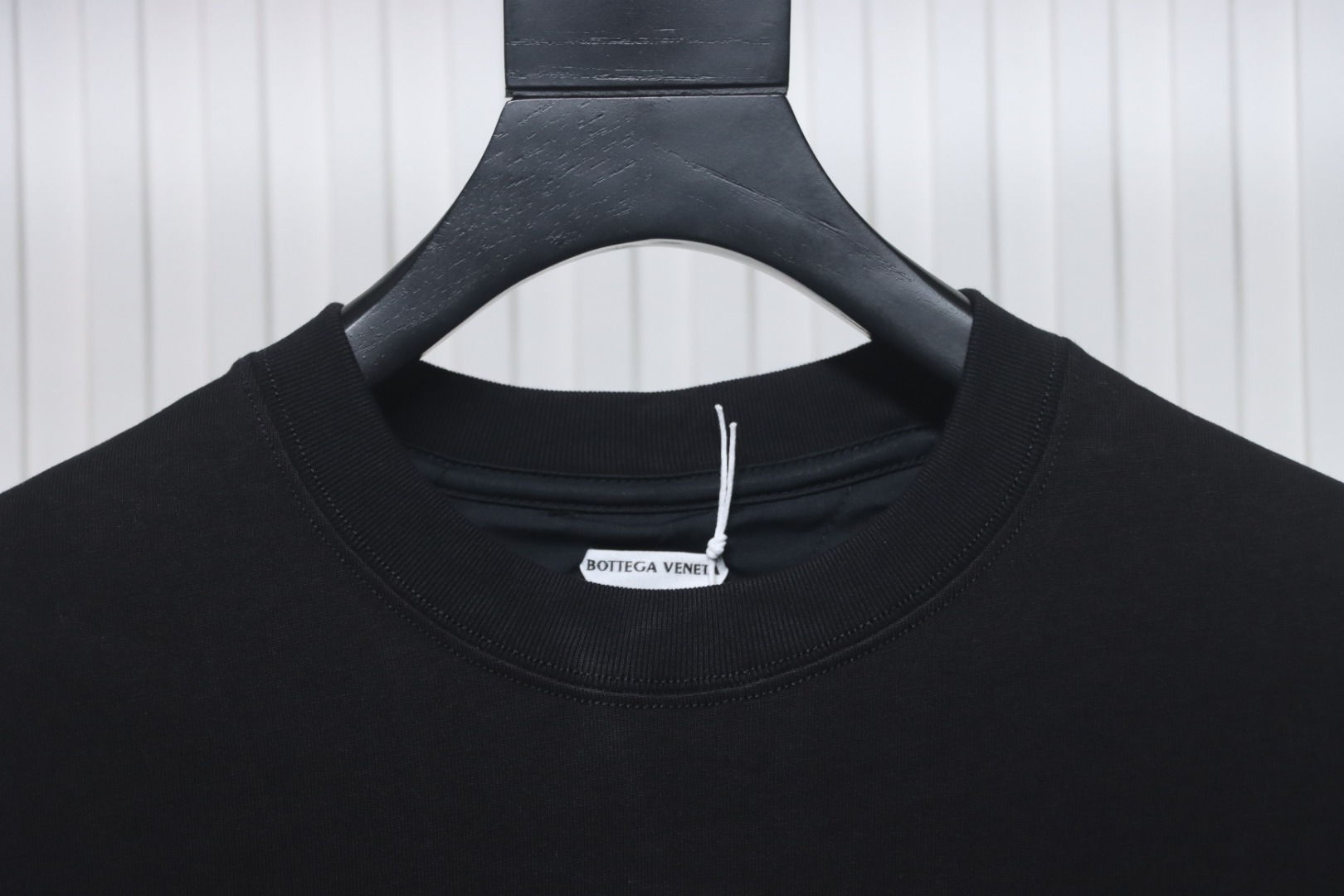 Bottega Veneta Loose Long Sleeve T-shirt With Horizontal Seams On The Back Black