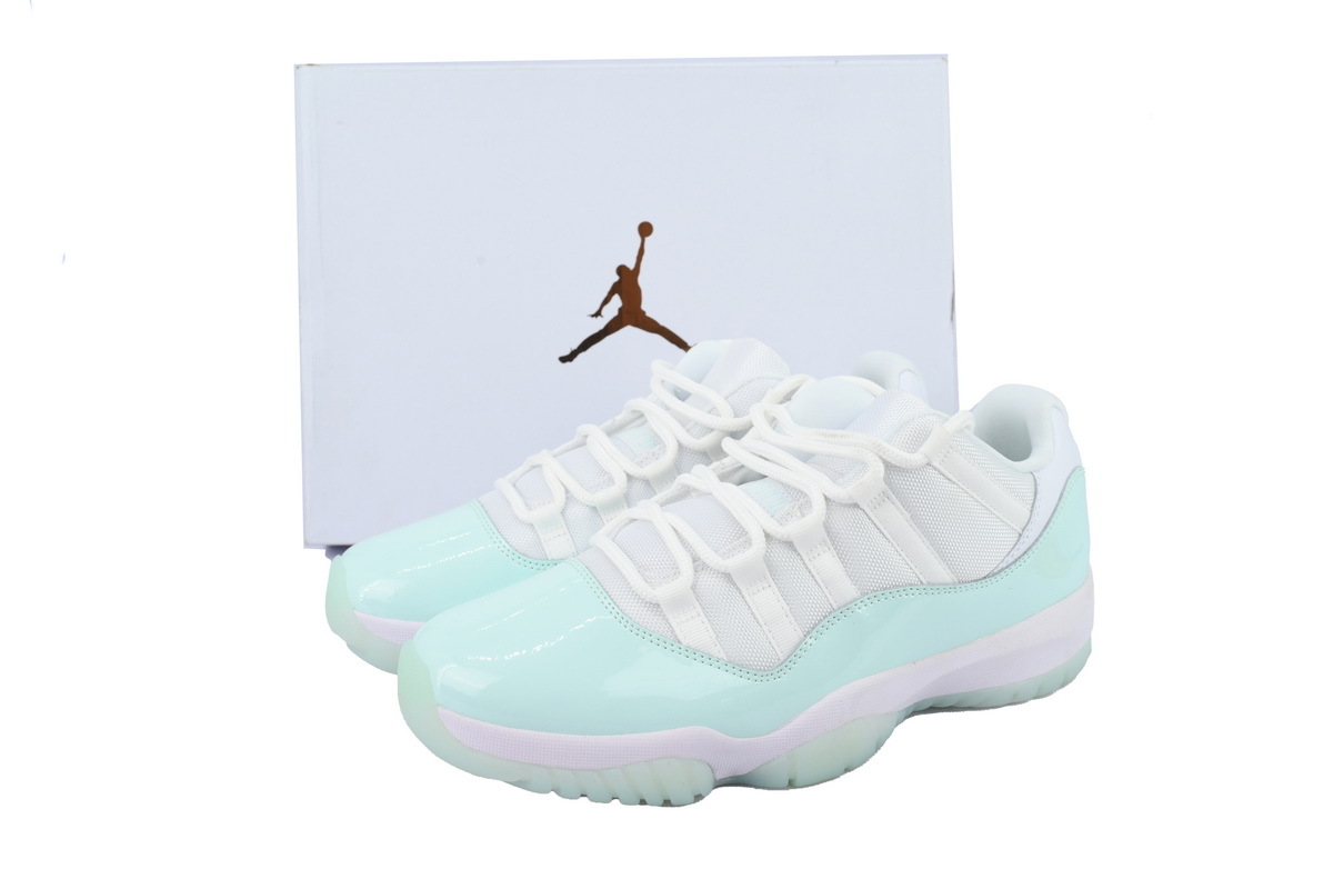 Air Jordan 11 Retro Low 'Igloo' AH7860-103