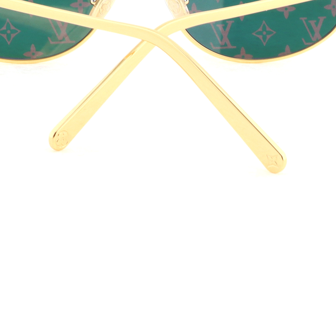 Louis Vuitton Bright Oval Sunglasses Photochromic Lenses