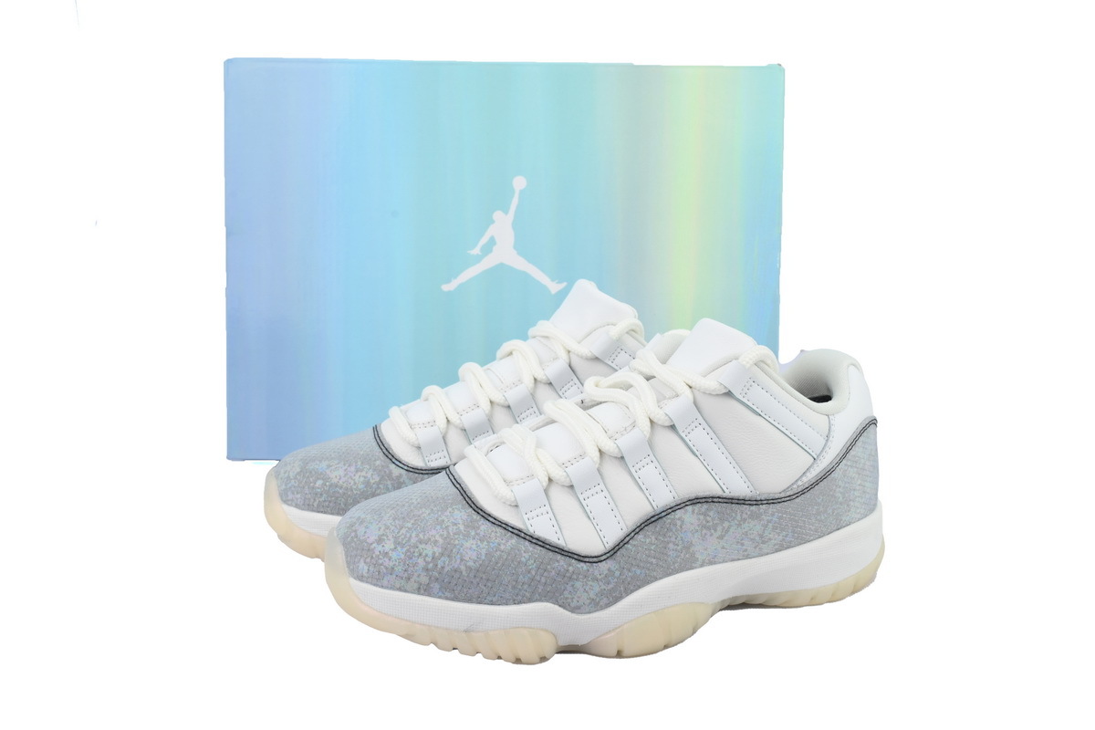 Coco Shoes Air Jordan 11 Low ‘Snakeskin’ HQ7000-001