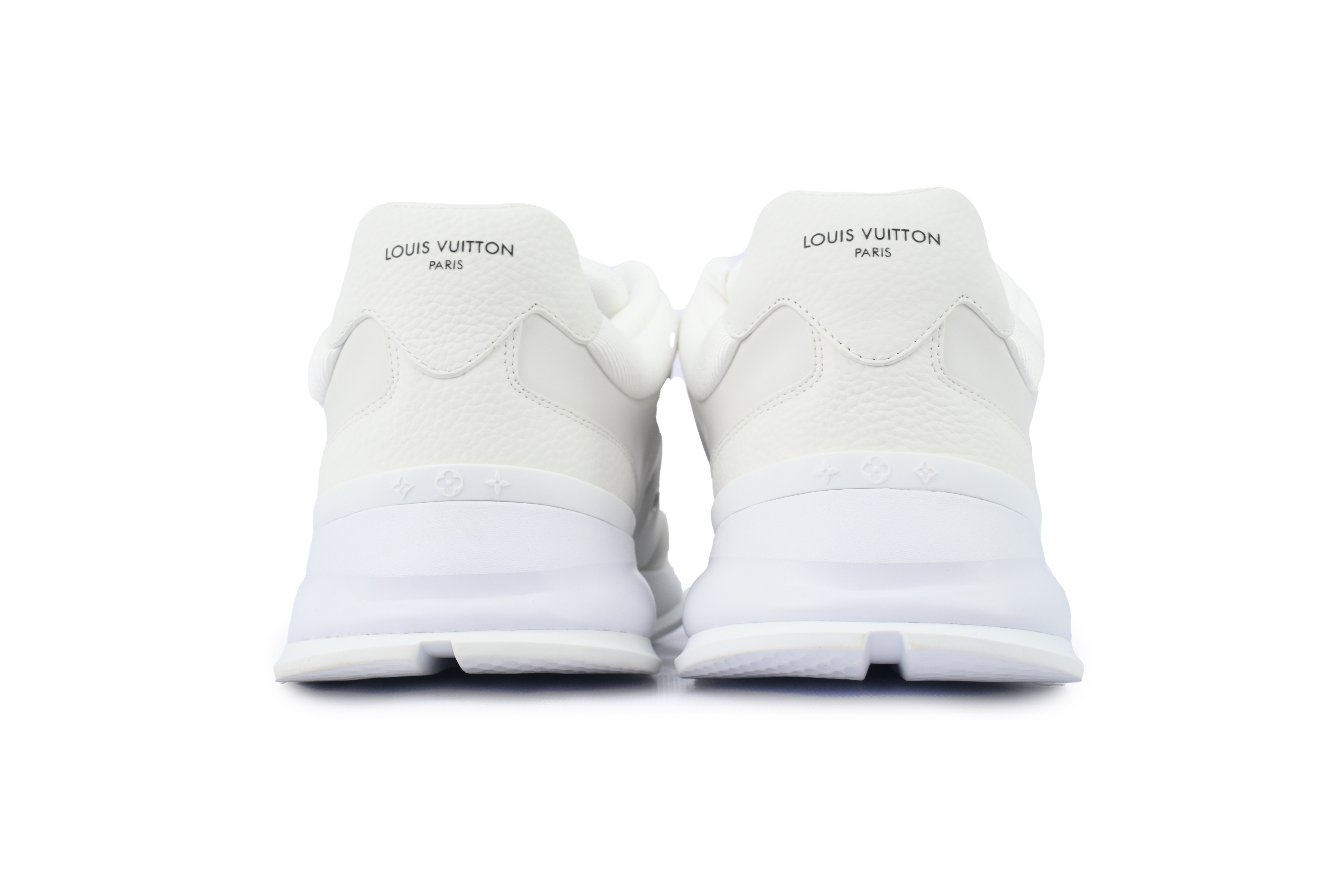 Louis Vuitton Runner Classic Sneaker White 1AHSTF