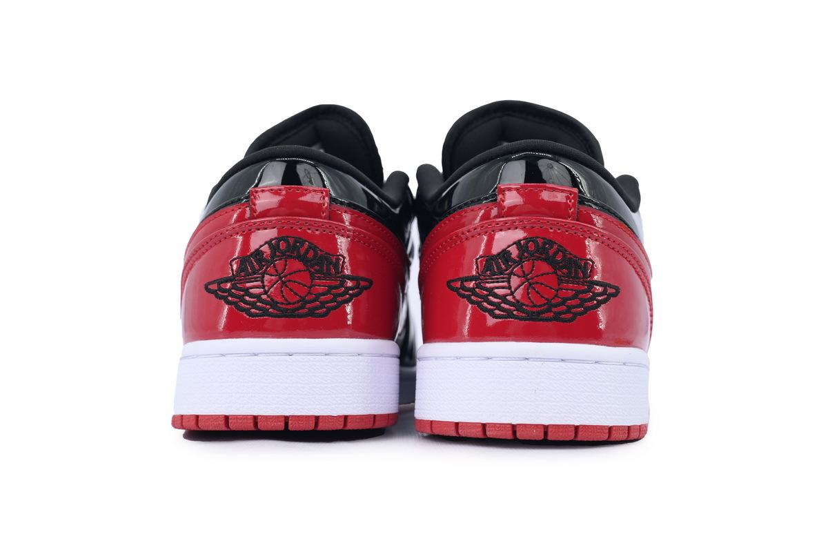 Air Jordan 1 Retro Low OG 'Black Red' 553558-063