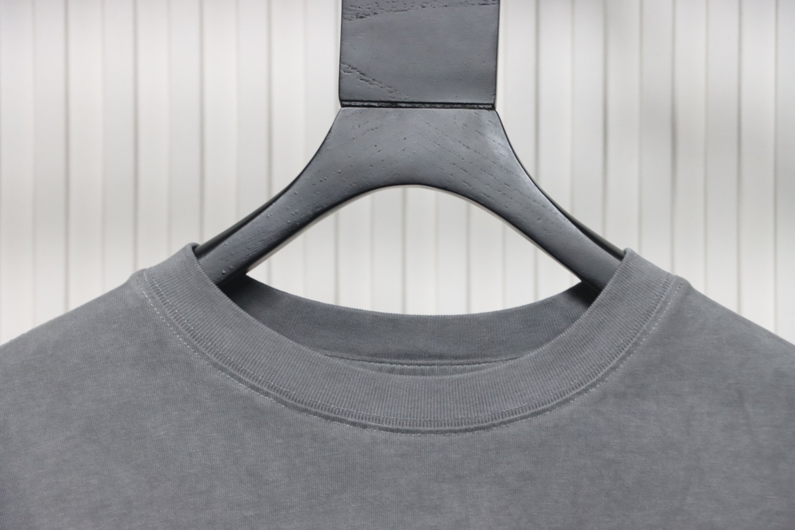 Coco Shoes Chrome Hearts Back White Horseshoe Print Grey T-Shirt 