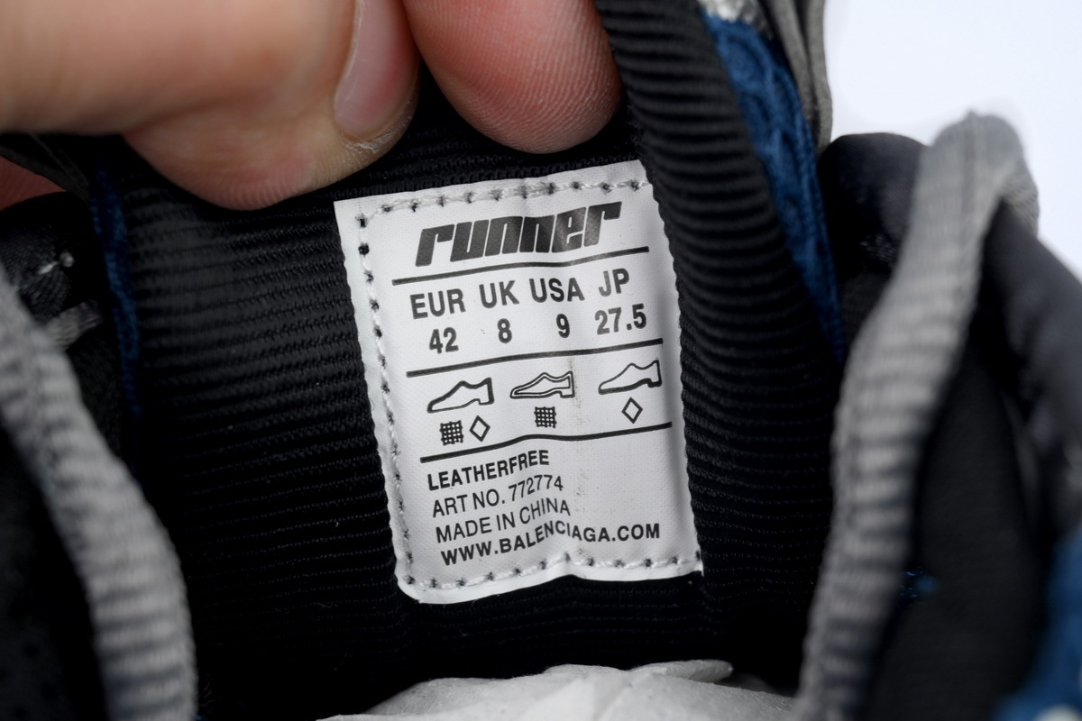 Balenciaga Runner Sneaker Gradient-Beige Navy 772774 WRUNG 2410