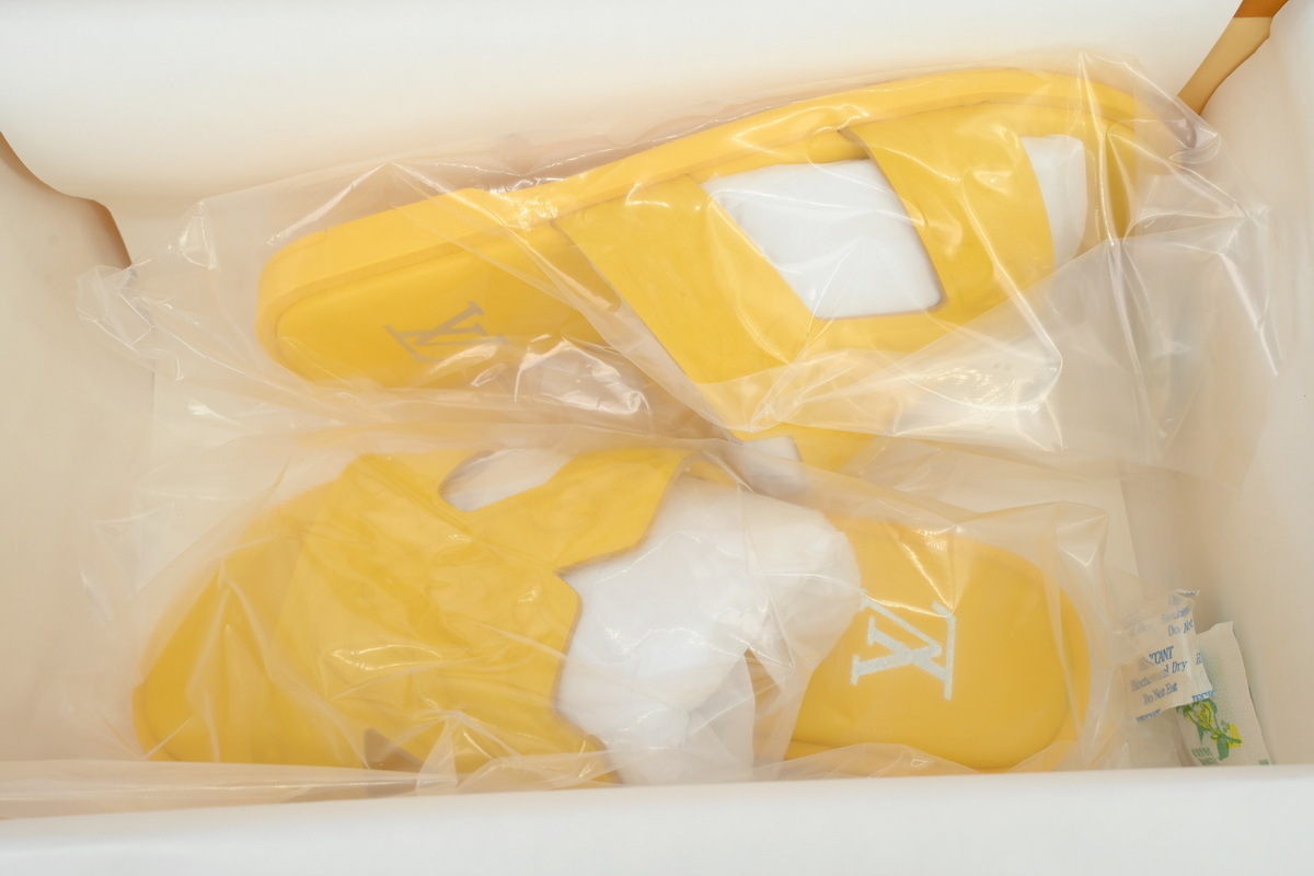 Louis Vuitton Oasis Yellow Embossing