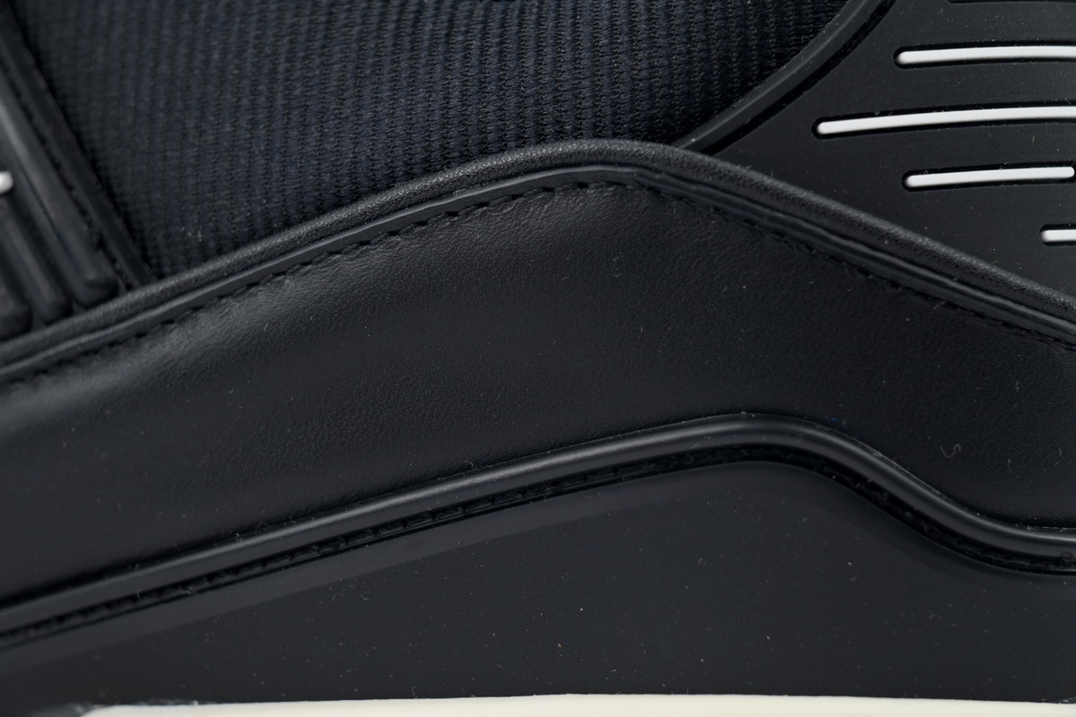 Coco Shoes Louis Vuitton Trainer Black Skin And White Background 