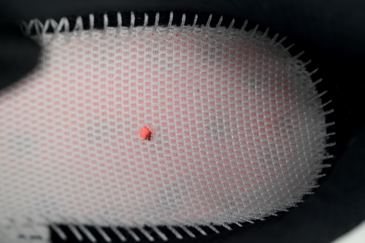 Coco Shoes Hoka One One Bondi 9 Black White Red 1162011-WBLC