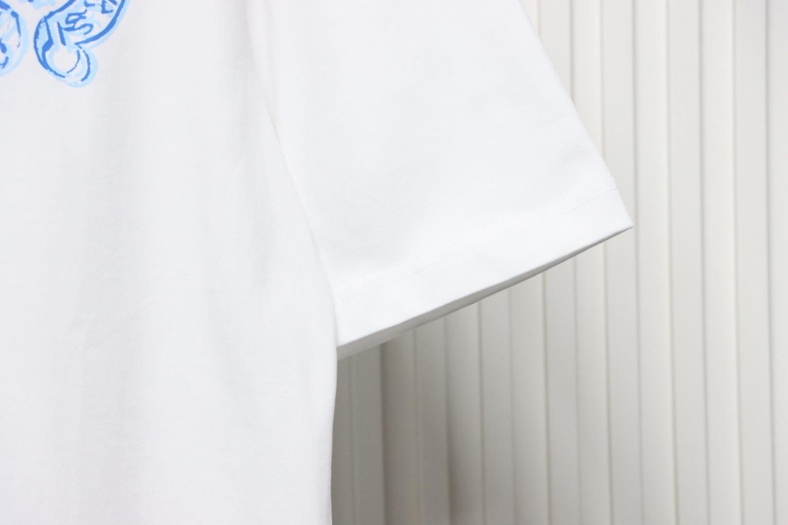 Coco Shoes Chrome Hearts Blue Horseshoe Print White T-Shirt