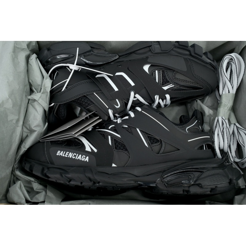 Balenciaga Track Sneaker Black And White 542023 WIGBI 2045