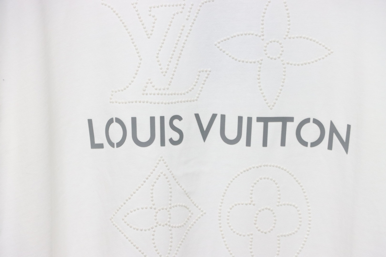 Coco Shoes Louis Vuitton Rhinestone Logo Reflective Lettering Print T-shirt White