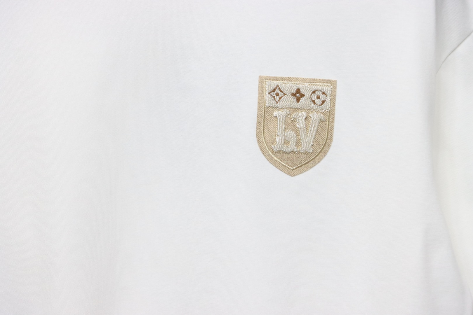 Coco Shoes Louis Vuitton Shield EmbroideryT-shirt White