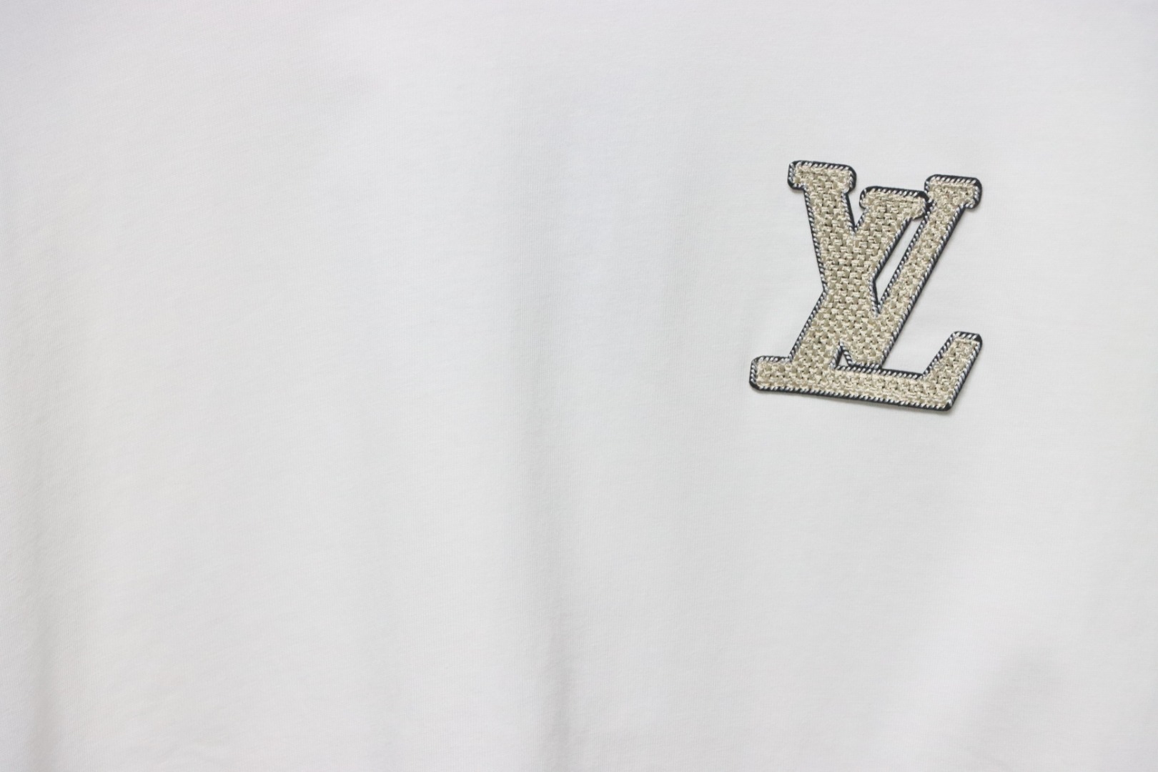 Coco Shoes Louis Vuitton Short Sleeve Tee Embroidered Logo White