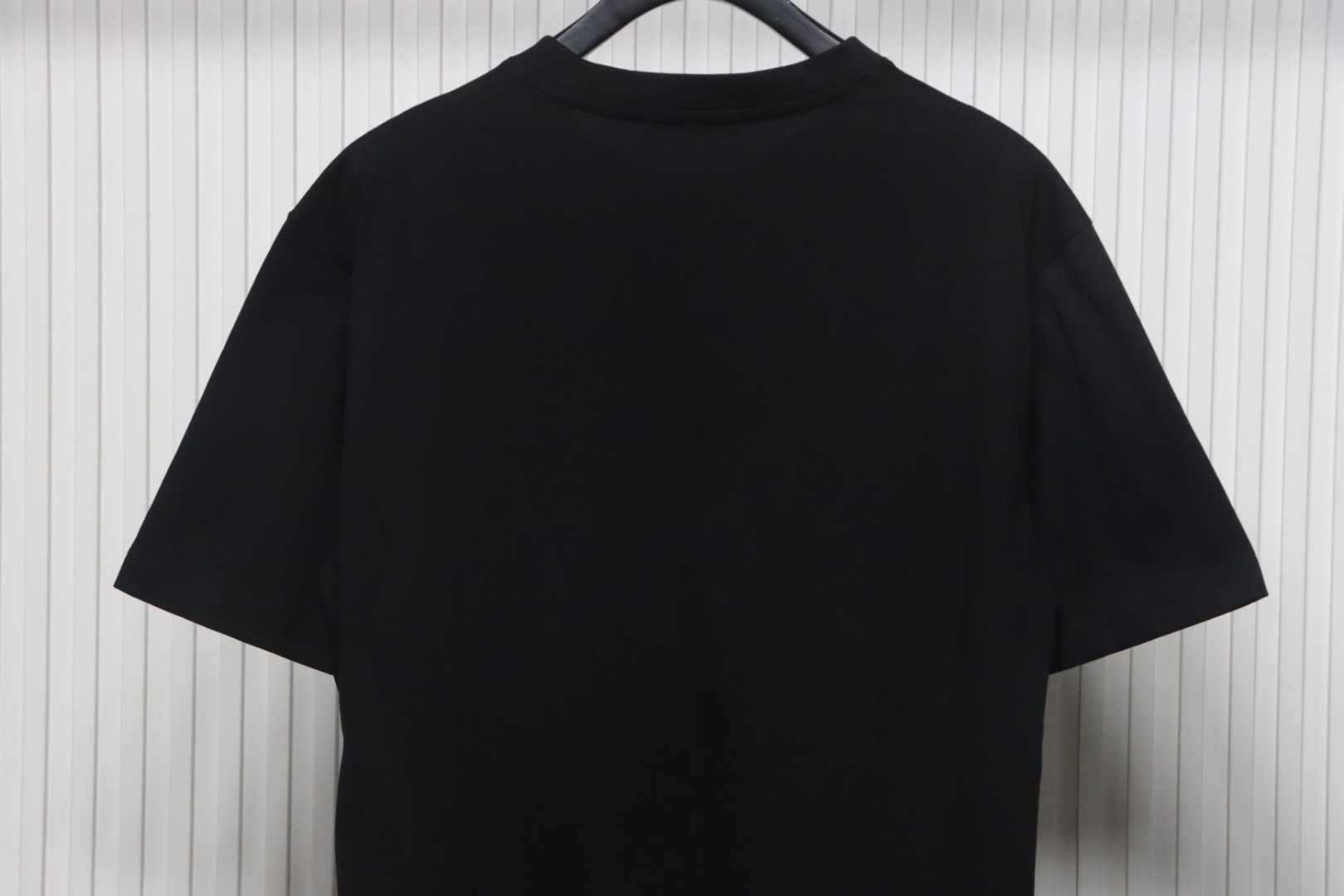 Coco Shoes Louis Vuitton Square Logo Print T-Shirt Black