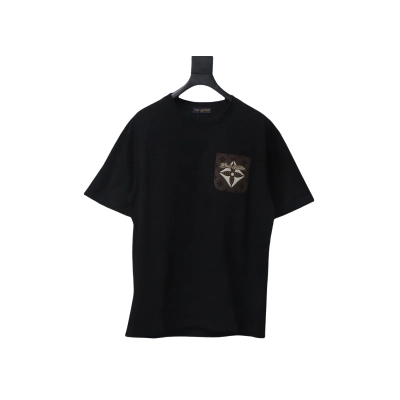 Coco Shoes Louis Vuitton Square Logo Print T-Shirt Black 01