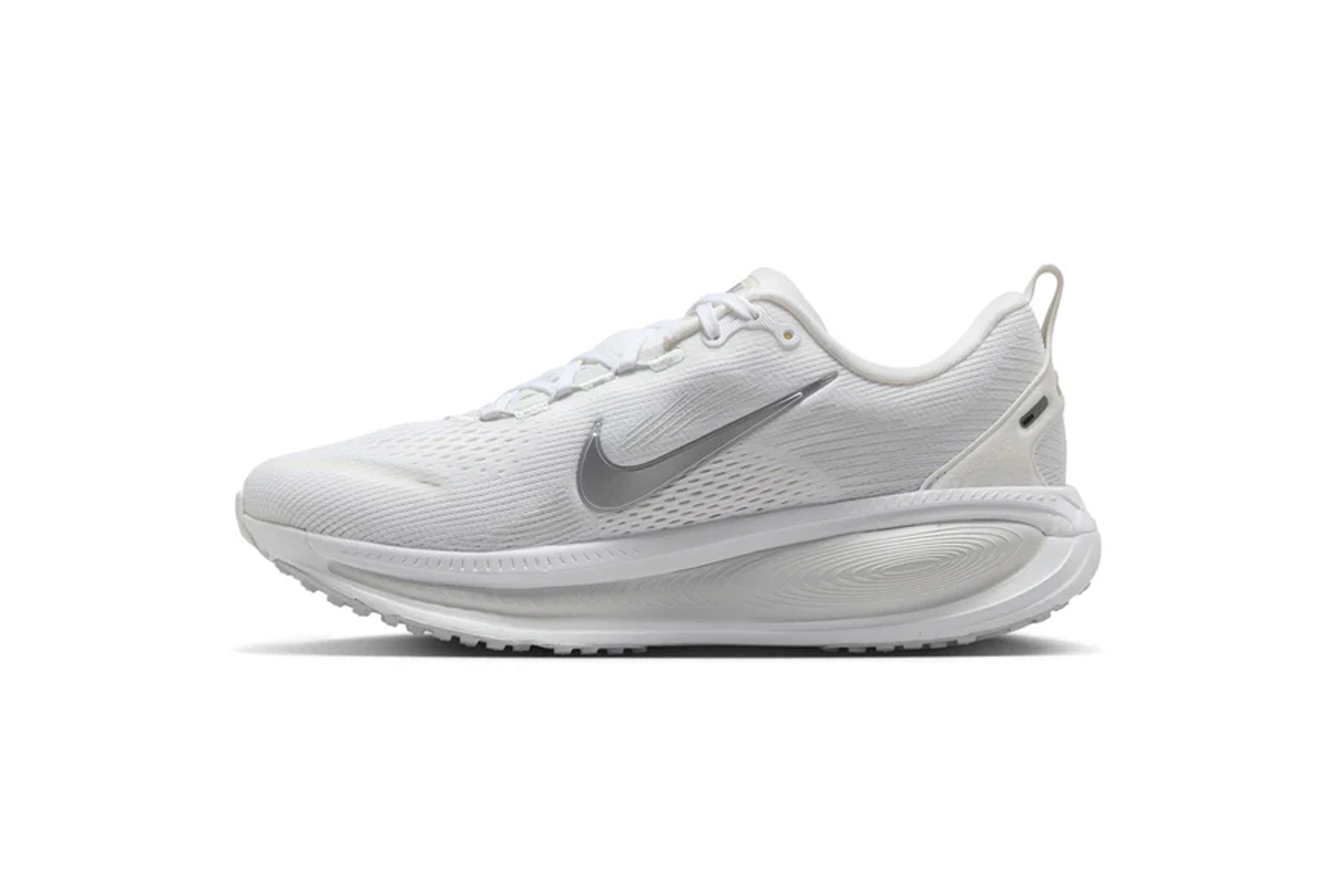 Nike Zoom Vomero 18 'White Photon Dust' HM6804-104