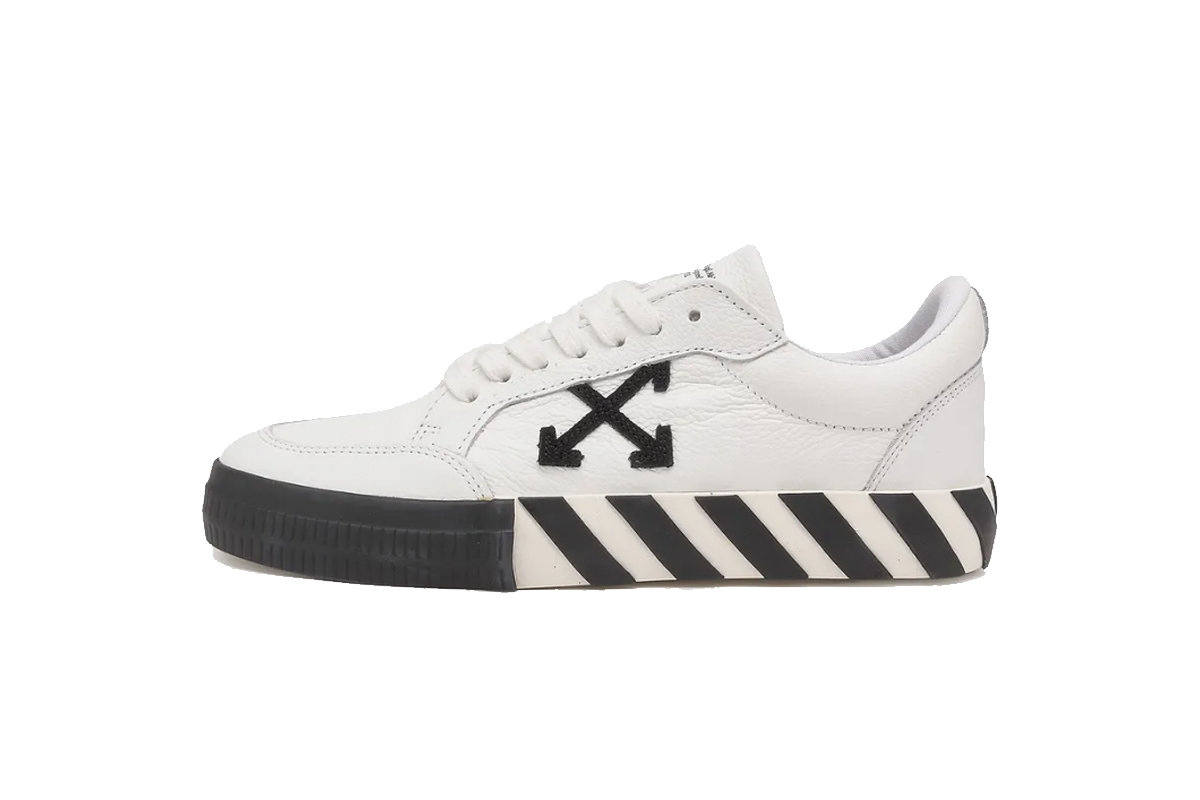 Off-White Vulc Low White Black OMIA085C99LEA0010110