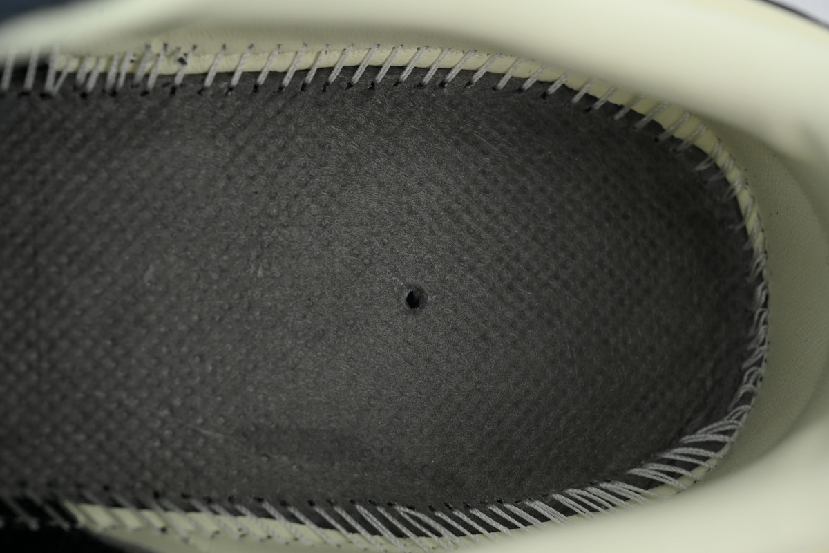 Adidas Samba OG 'Night Navy Gum'  ID2056