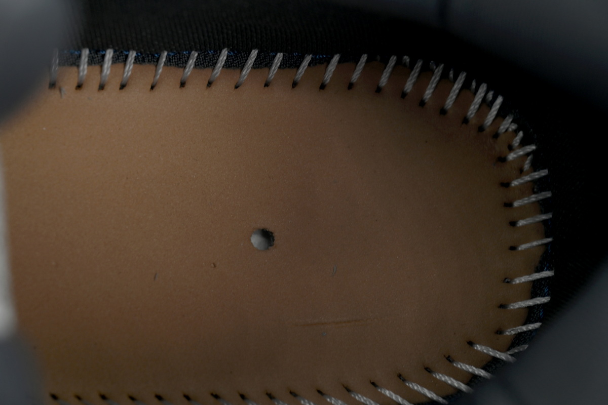 Balenciaga Runner Sneaker Silver White Black 772767 W3RNY 0623