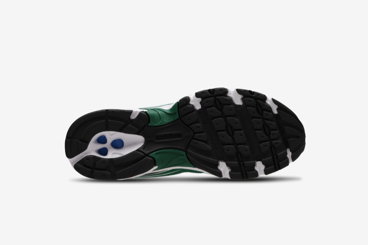 New Balance 740 White Green