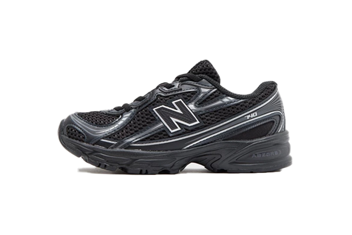 New Balance 740 Black Silver