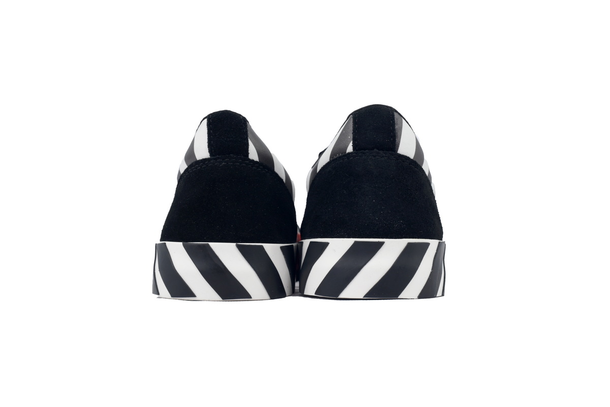 Off-White Vulc Low 'Black White' OMIA085R20C210180129