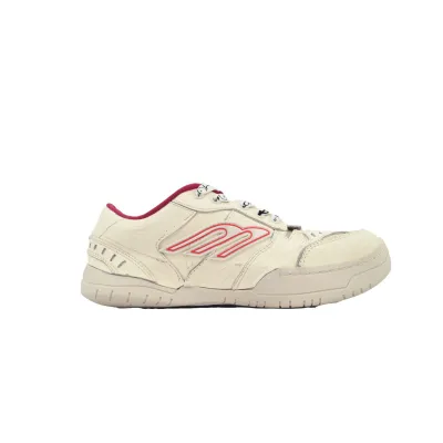 Balenciaga Hamptons Worn-out Trainers Beige Red 841765 WCURB 9141 02