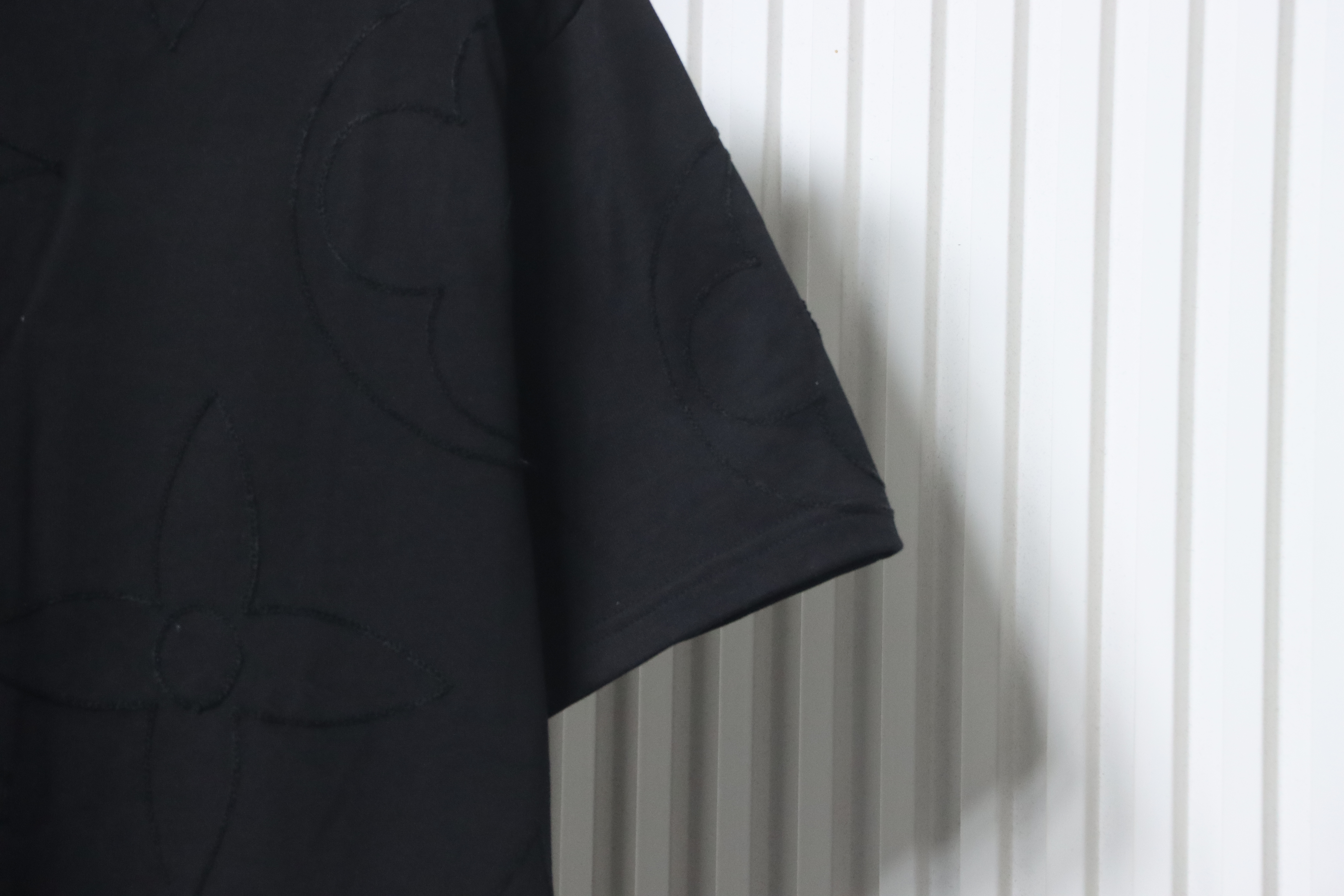 Louis Vuitton Dark Pattern Monogram Embroidered Logo Short-Sleeved T-shirt Cotton Crewneck Black
