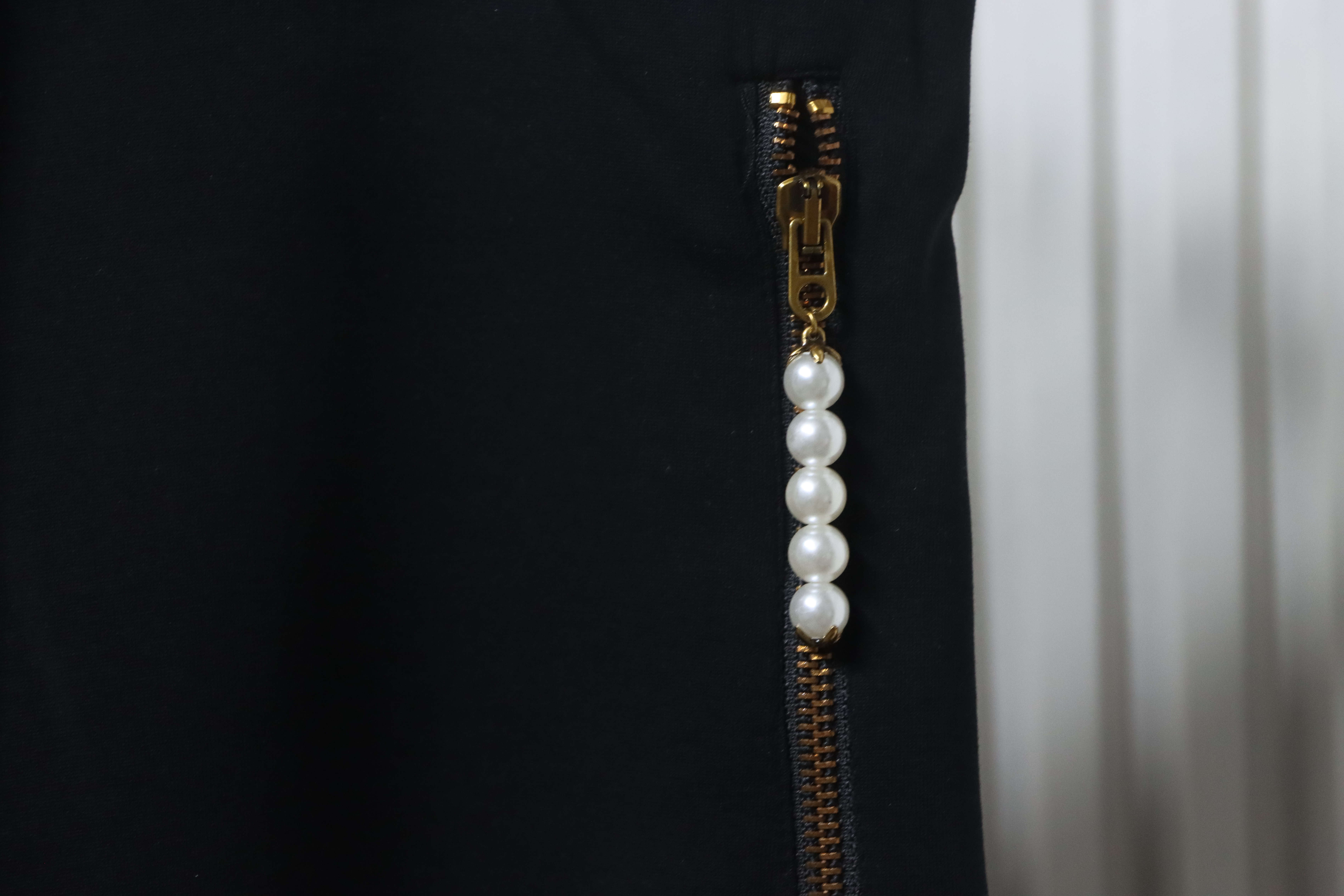 Louis Vuitton Pearl Pendant Embroidered Jersey Black Shorts