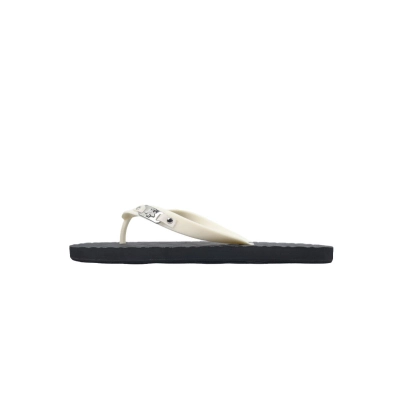 Gucci Flip Flops Black And White 02