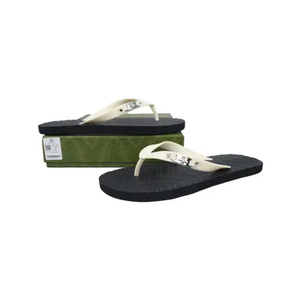 Gucci Flip Flops Black And White 01