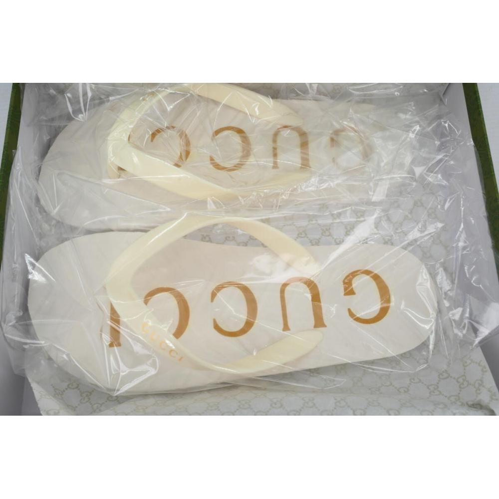 Gucci Flip Flops Logo Bottom Beige