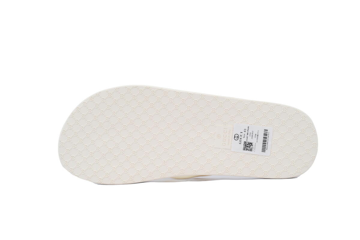 Gucci Flip Flops Logo Bottom Beige