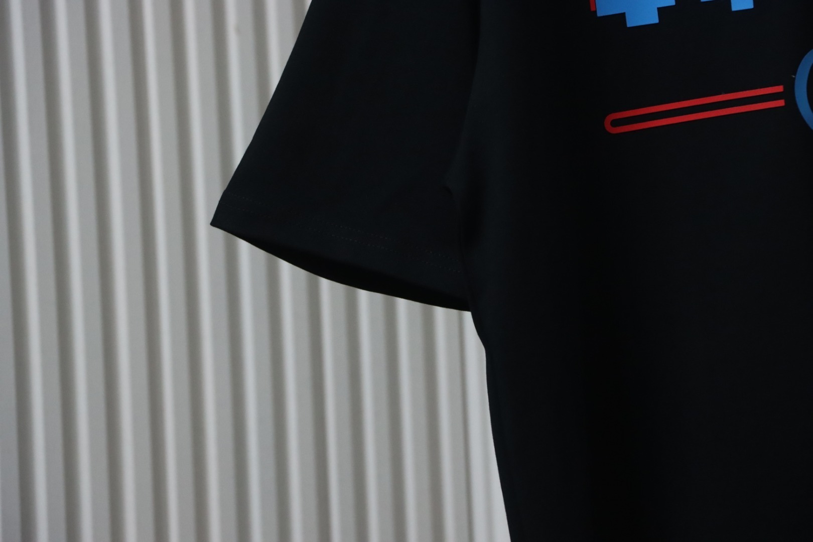 Gucci Blue Letter Printed Cotton T-shirt In Black